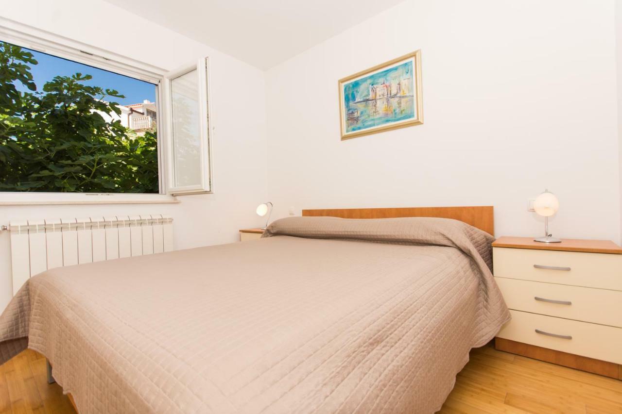 Apartments Vukman Trogir Eksteriør billede