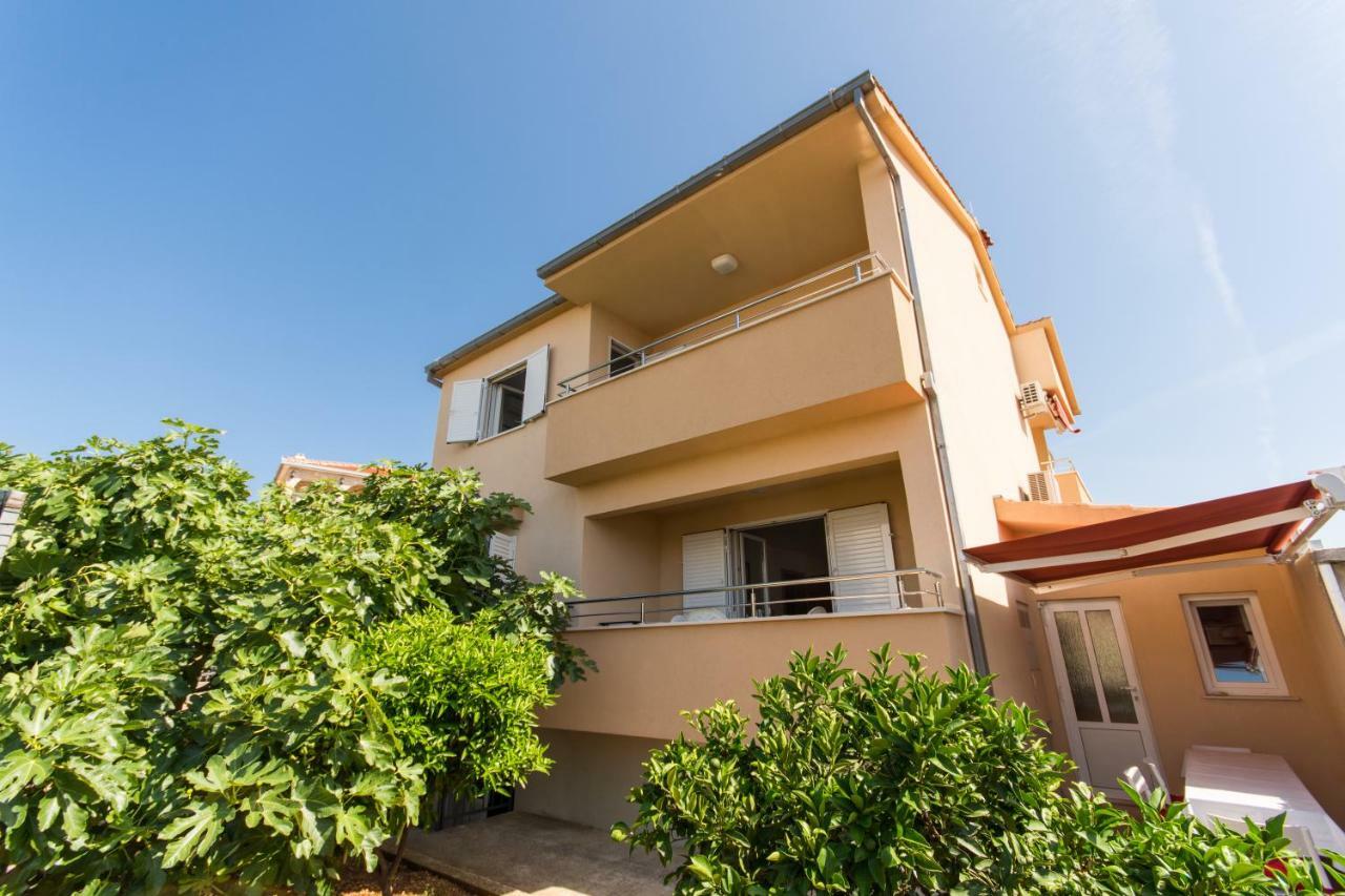 Apartments Vukman Trogir Eksteriør billede