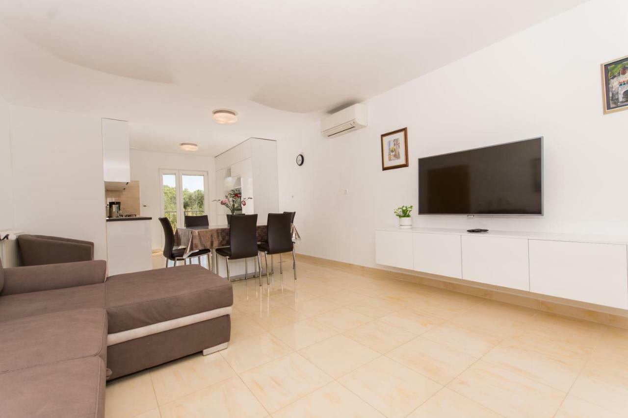 Apartments Vukman Trogir Eksteriør billede